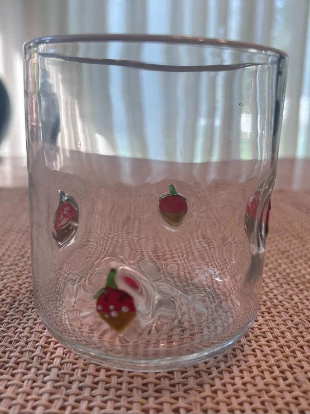 NWT Anthropologie Icon Juice Glass with Chocolate Covered Strawberries. 17 oz